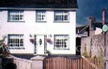 Banvilles Bed And Breakfast Holiday Cottage