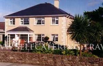 Denton Holiday Cottage