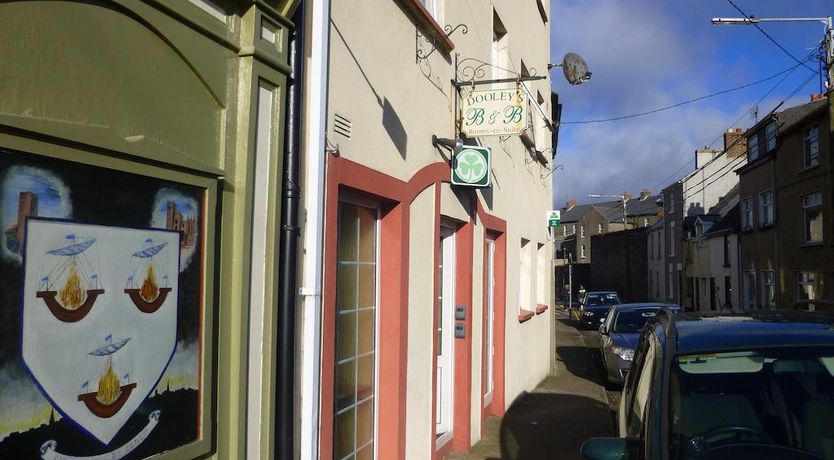 Photo of Dooleys Bed And Breakfast