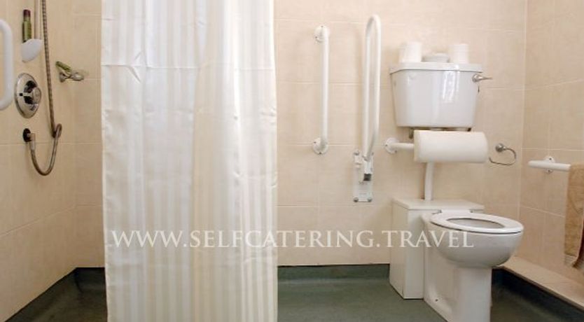 Photo of Arus Grattan