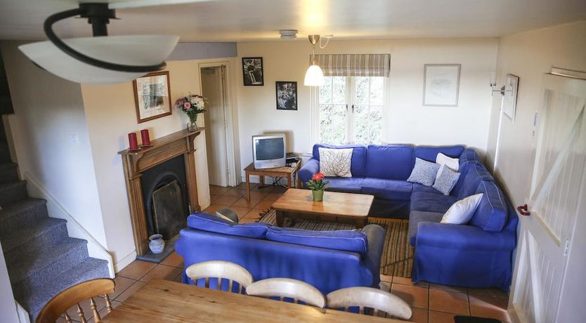 Photo of Innish Beg Cottages