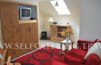 Glan Holiday Cottage