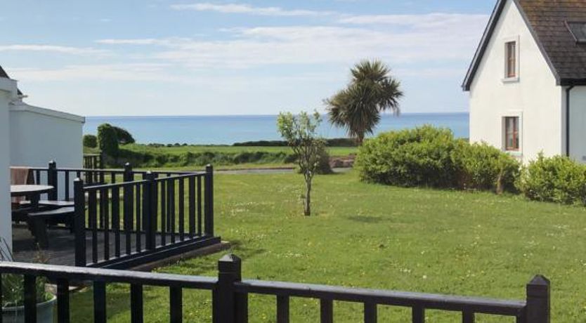 Photo of The Burds Nest