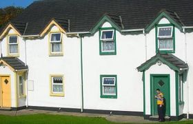 Photo of riverbank-cottages