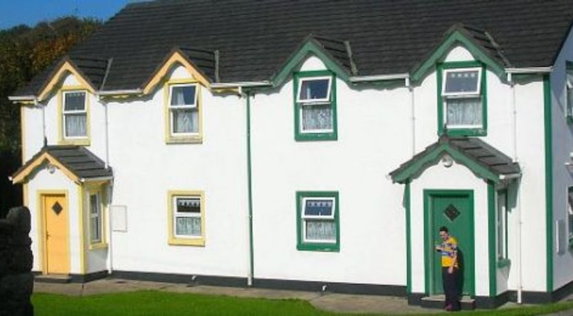 Photo of Riverbank Cottages