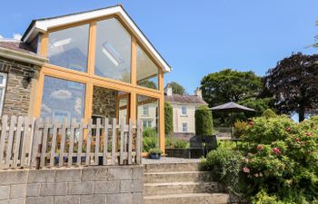 Llety'r Wennol Holiday Cottage