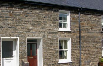 Glynmoor Holiday Cottage