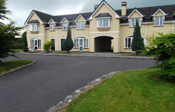 Killarney Holiday Village Villa