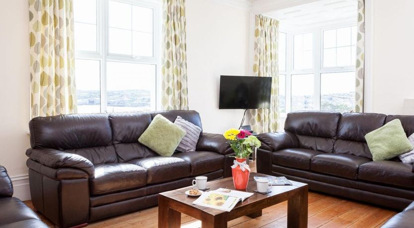 Photo of 11 Bed in Instow