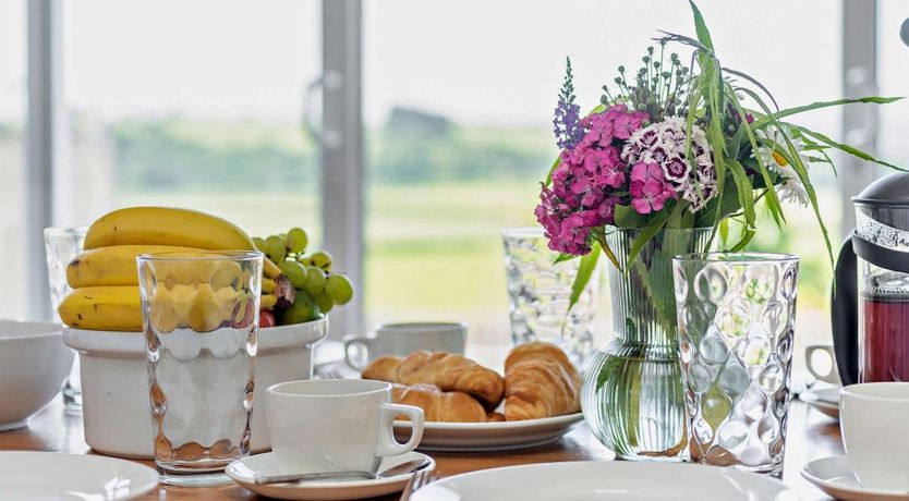 Photo of 11 Bed in Instow