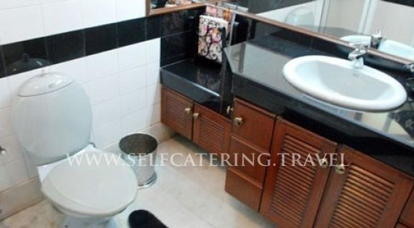 Photo of Sham Nath Villa