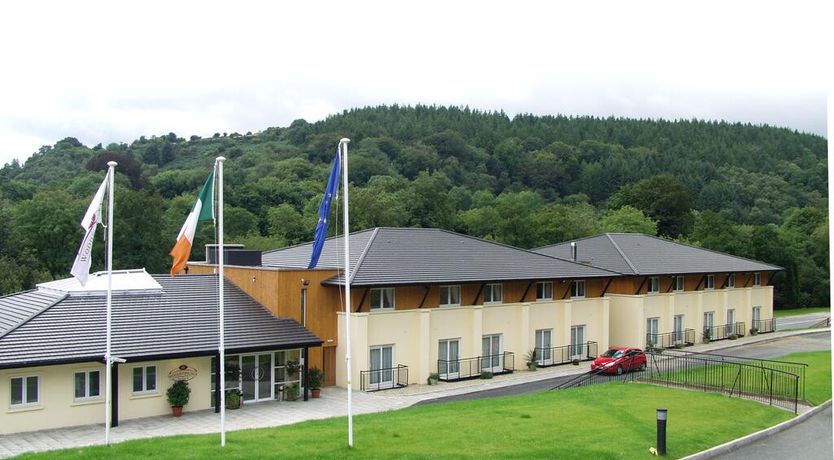 Photo of Woodenbridge Hotel & Lodge