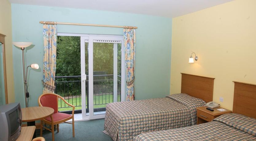 Photo of Woodenbridge Hotel & Lodge