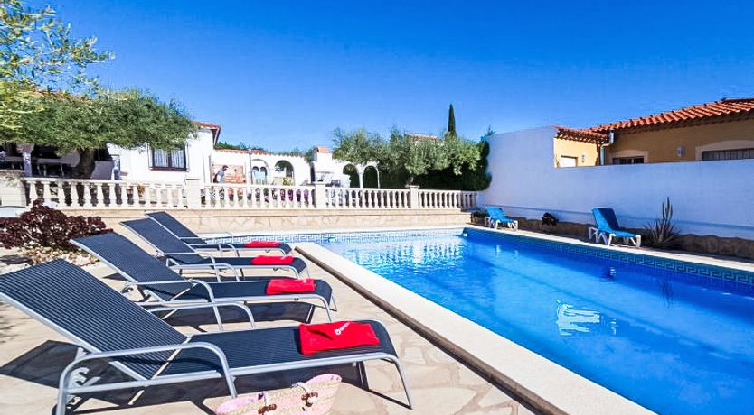 Photo of Rustical Mont Roig