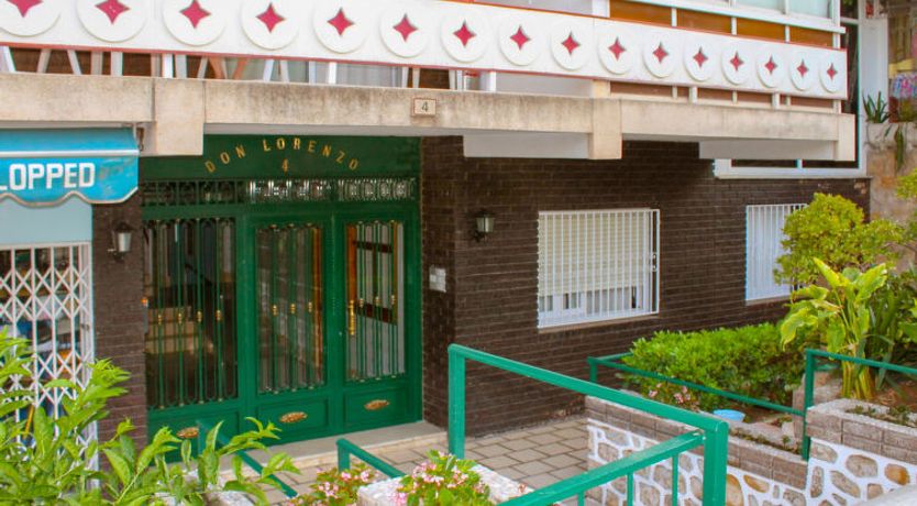 Photo of Don Lorenzo