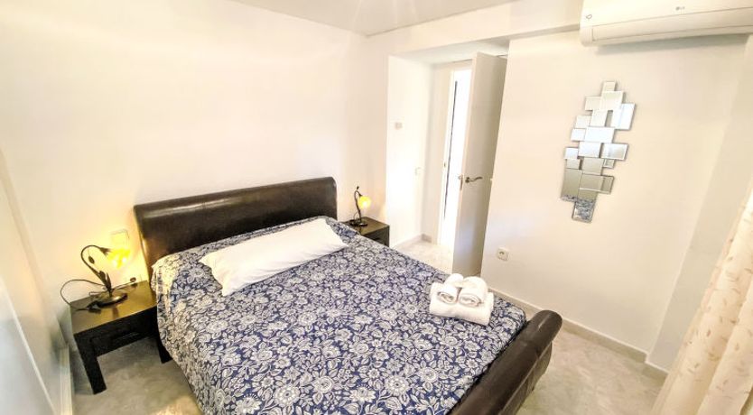 Photo of Don Lorenzo