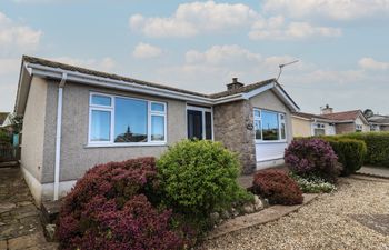 Bryn Eithin Holiday Cottage