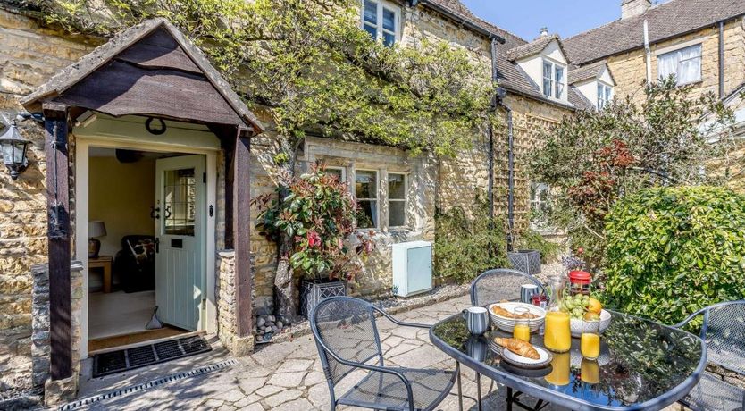 Photo of in Bourton-on-the-Water (PTREE)