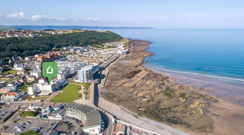 Photo of 2 Bed in Westward Ho