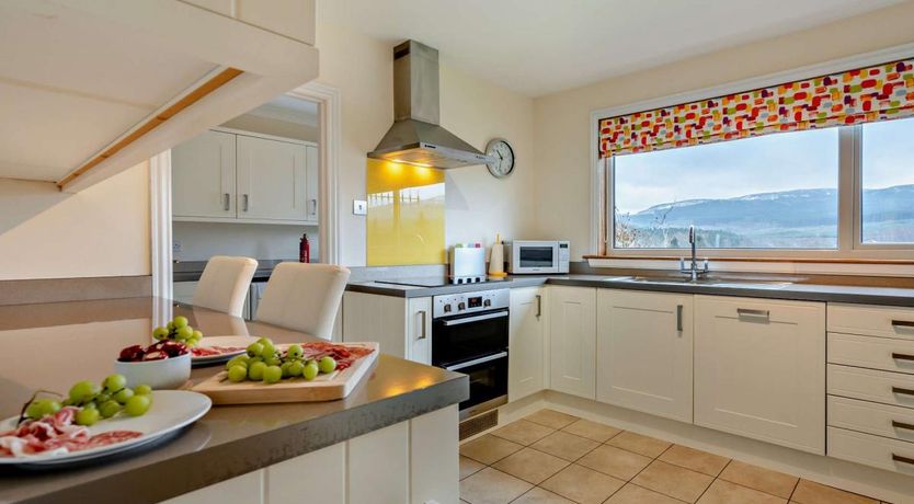 Photo of 2 Bed in Killin