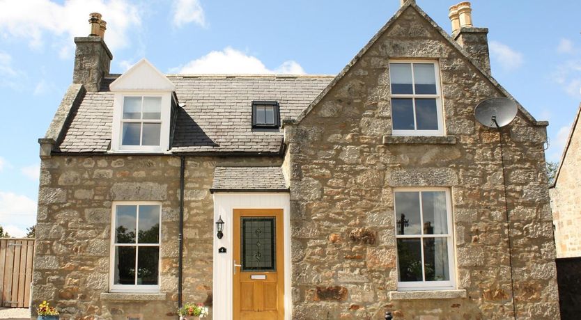 Photo of 2 Bed in Huntly