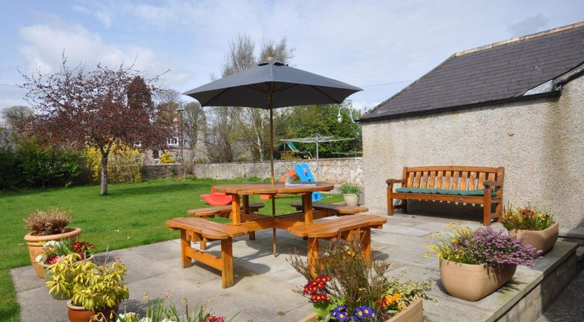 Photo of 2 Bed in Huntly