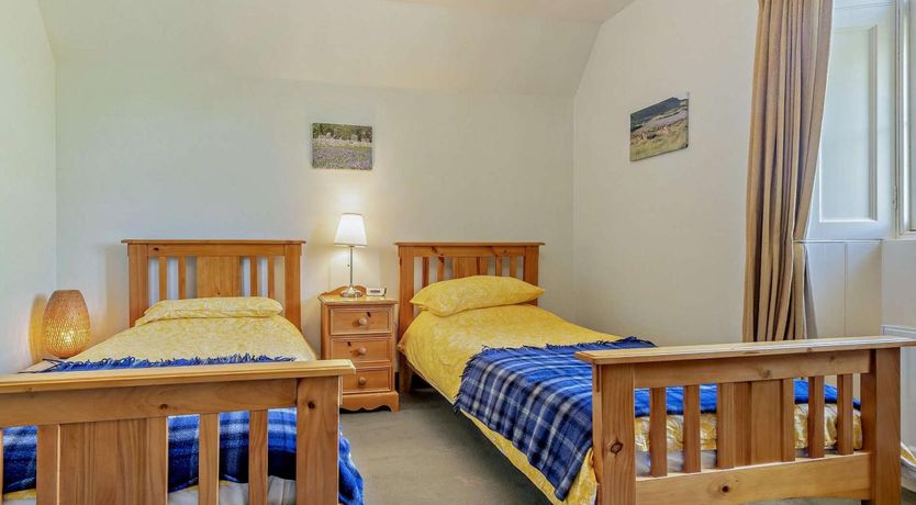 Photo of 2 Bed in Lochgilphead