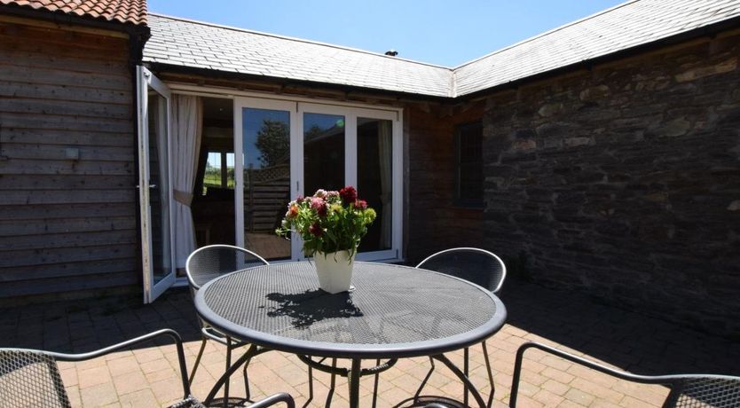 Photo of 2 Bed in Middle Marwood