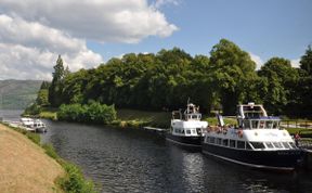 Photo of in Fort Augustus (IN637)