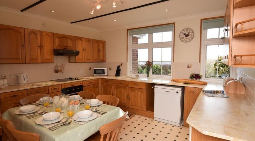 Photo of 3 Bed in Bideford