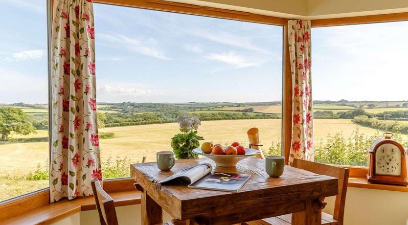 Photo of 4 Bed in Jacobstow