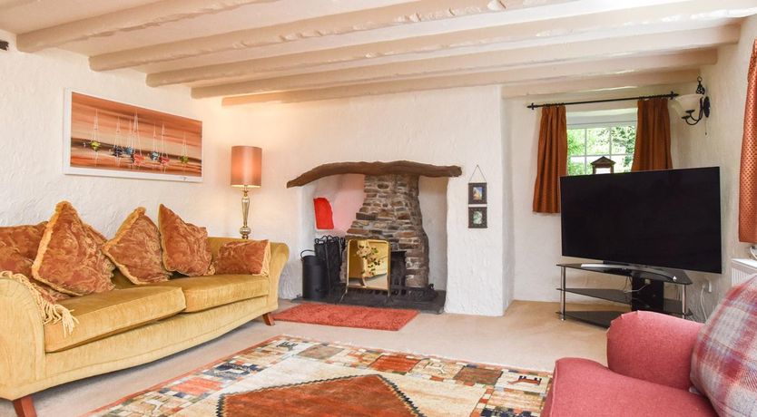 Photo of 4 Bed in Bude
