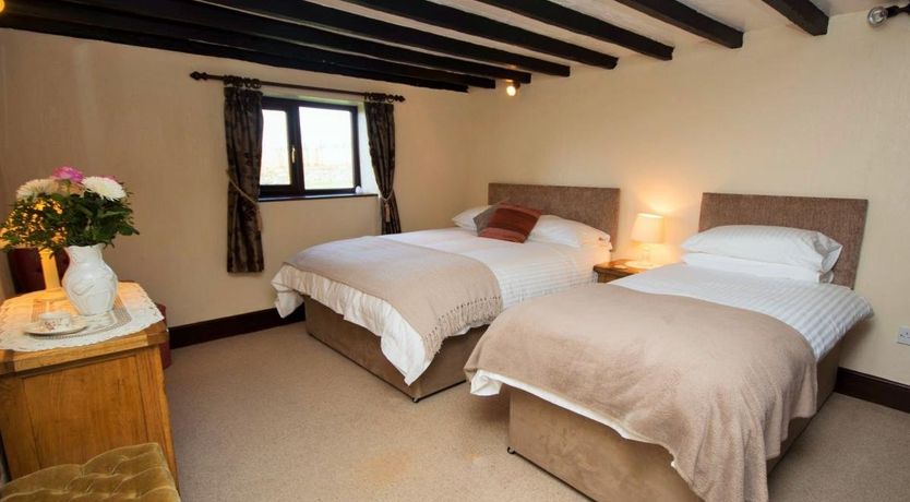 Photo of 2 Bed in Instow