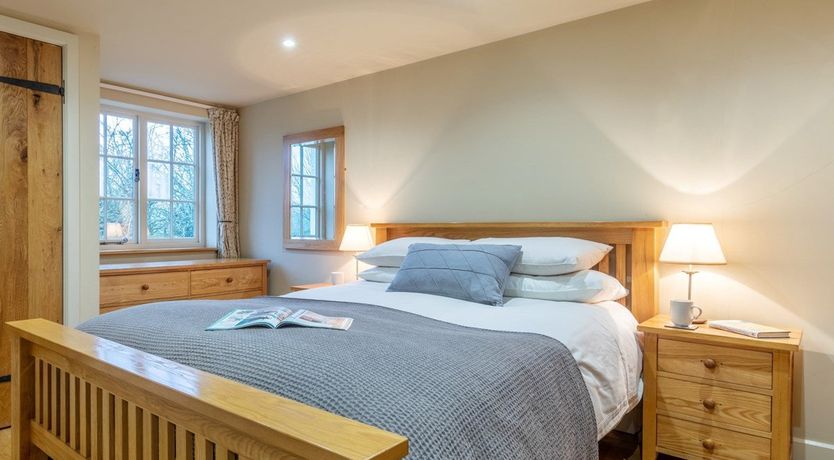 Photo of 3 Bed in Axminster