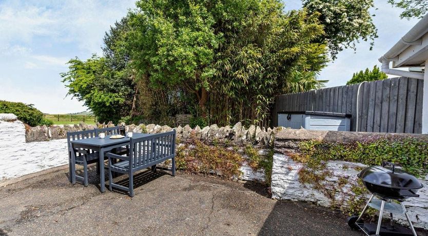 Photo of 1 Bed in Berrynarbor