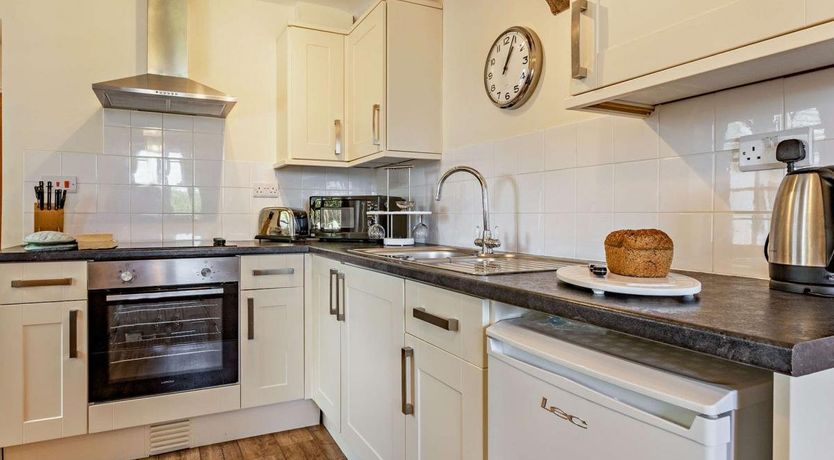 Photo of 1 Bed in Berrynarbor