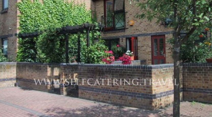 Photo of Bridge House