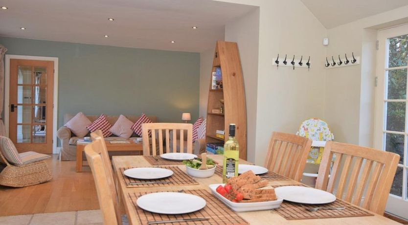 Photo of 3 Bed in North Sunderland