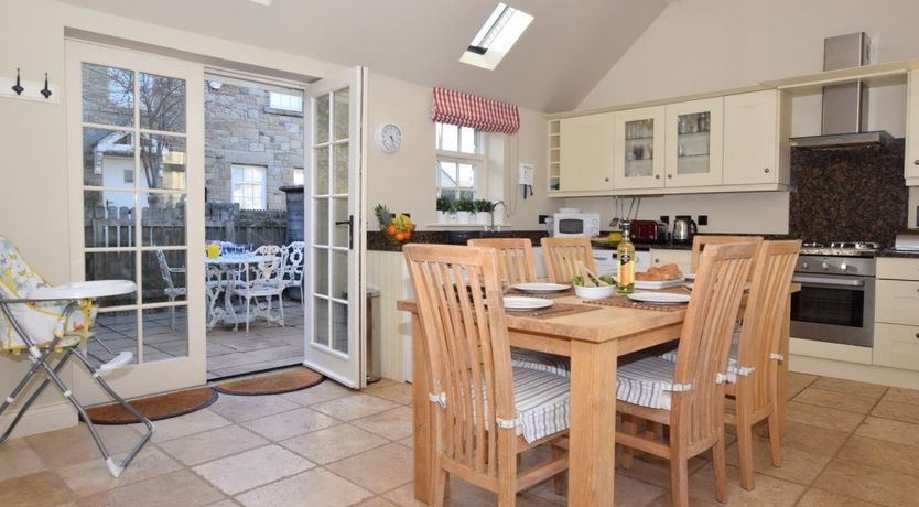 Photo of in Seahouses  (GSEAS)