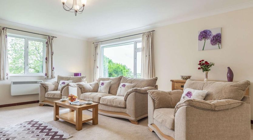 Photo of 2 Bed in Falmouth