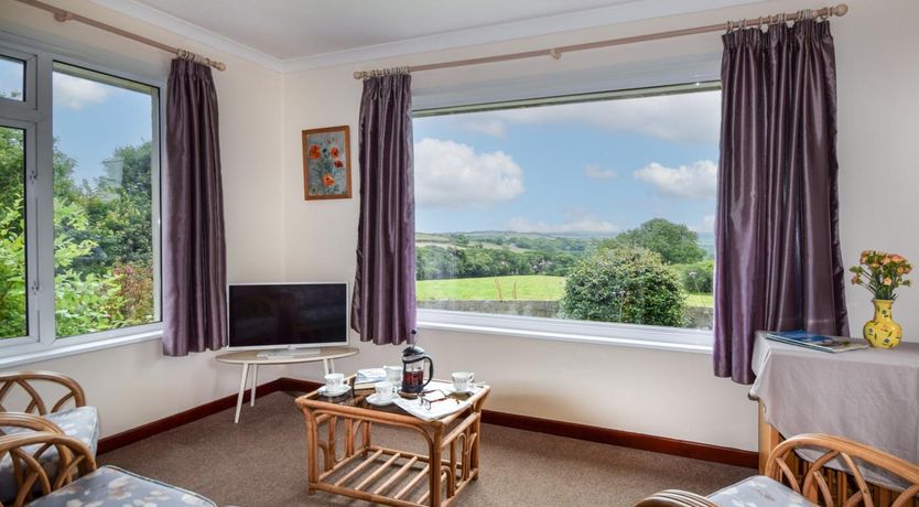 Photo of 2 Bed in Falmouth