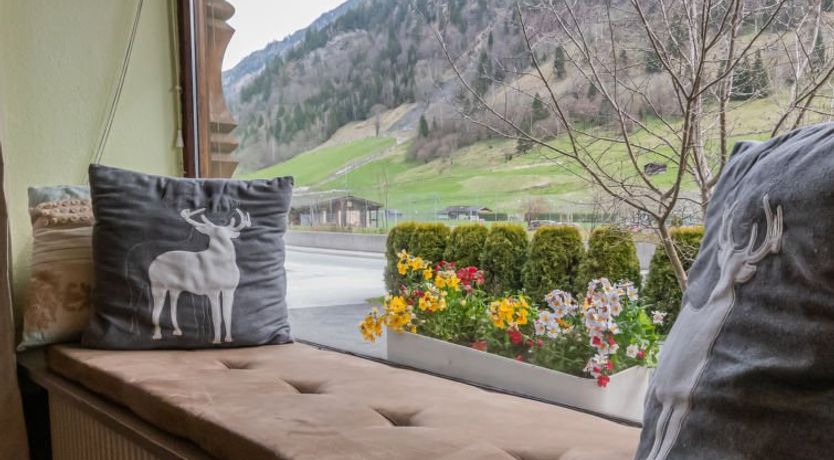 Photo of Charlotte/50604-002146-2020