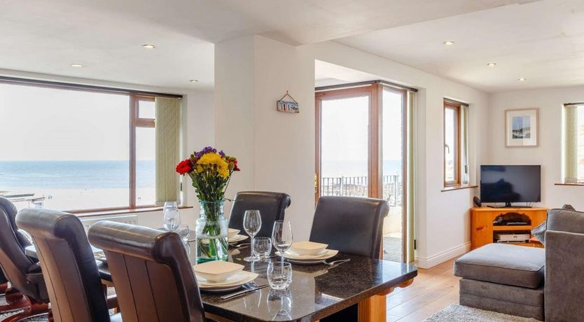 Photo of 2 Bed in Portreath