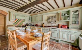 Photo of Tudor Cottage