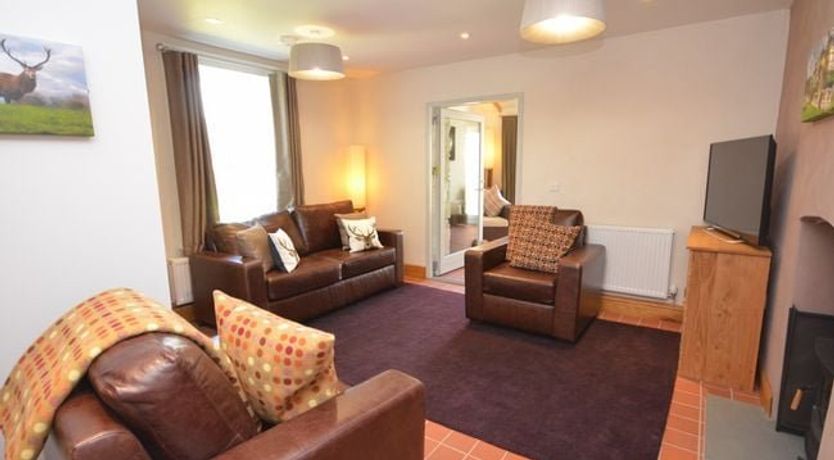 Photo of 3 Bed in Margam