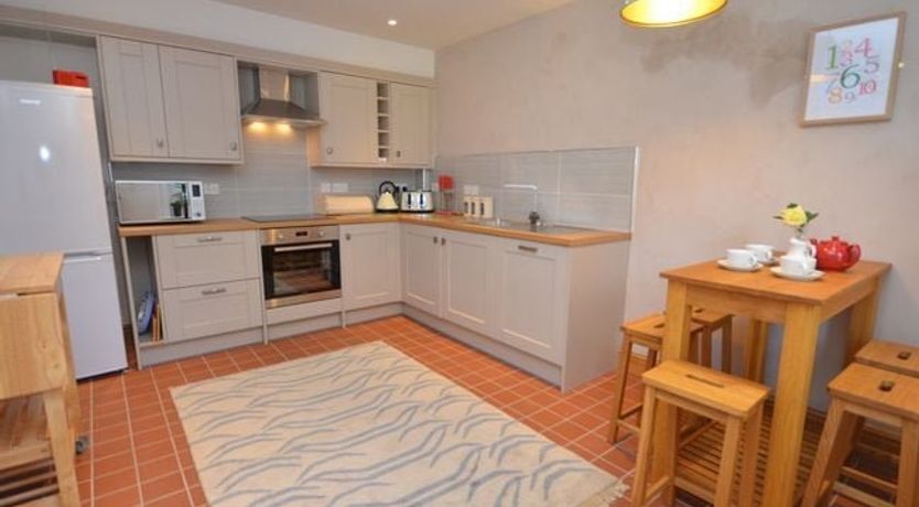 Photo of 3 Bed in Margam