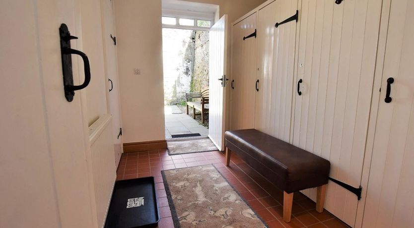 Photo of 3 Bed in Margam