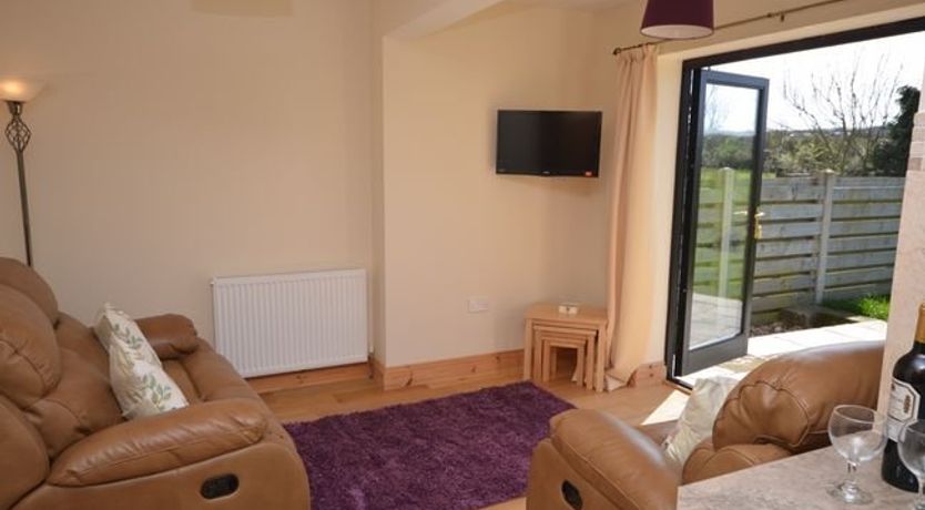 Photo of 2 Bed in Chickerell