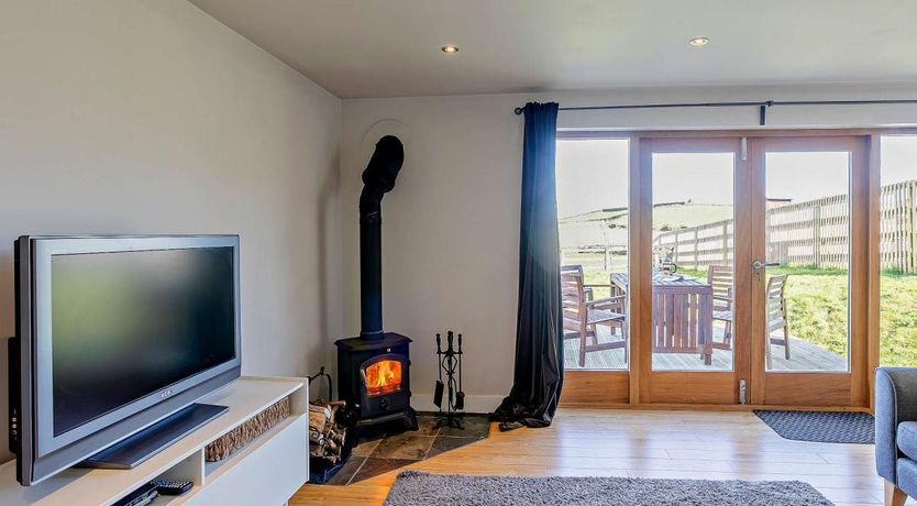 Photo of 2 Bed in New Mill