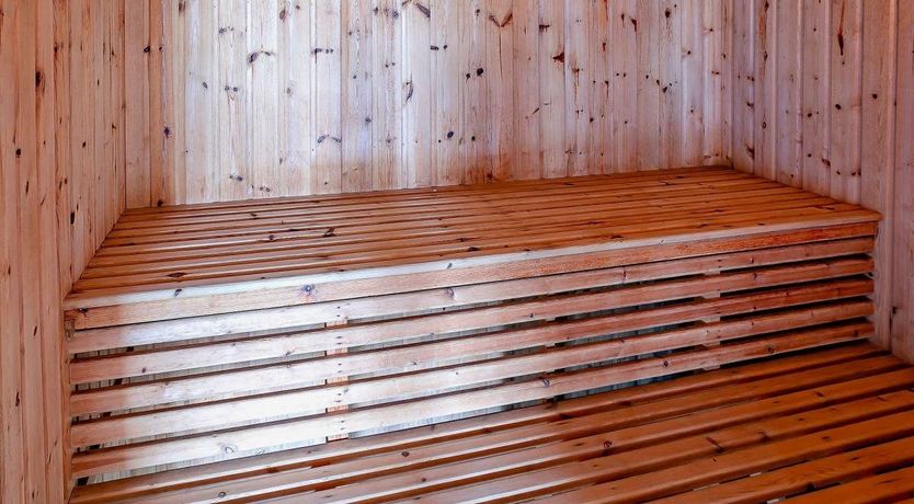 Photo of 2 Bed in New Mill